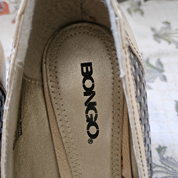 Bongo Tiffany Beige Patent Leather 4" Heels Pumps Shoes Peep Toe - Picture 6 of 8